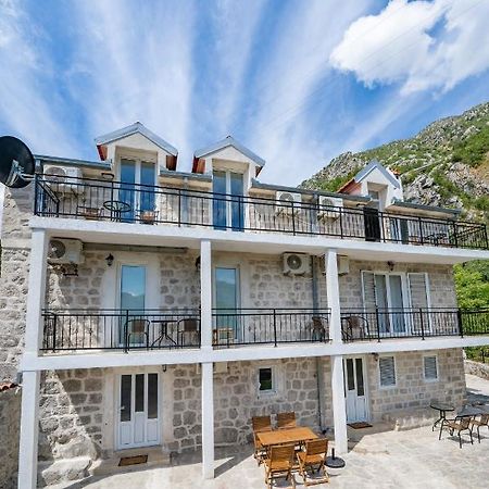 Villa Amfora Lipci Bagian luar foto