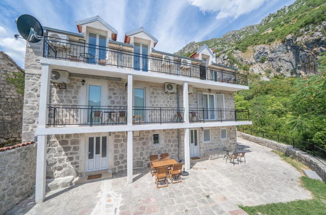 Villa Amfora Lipci Bagian luar foto