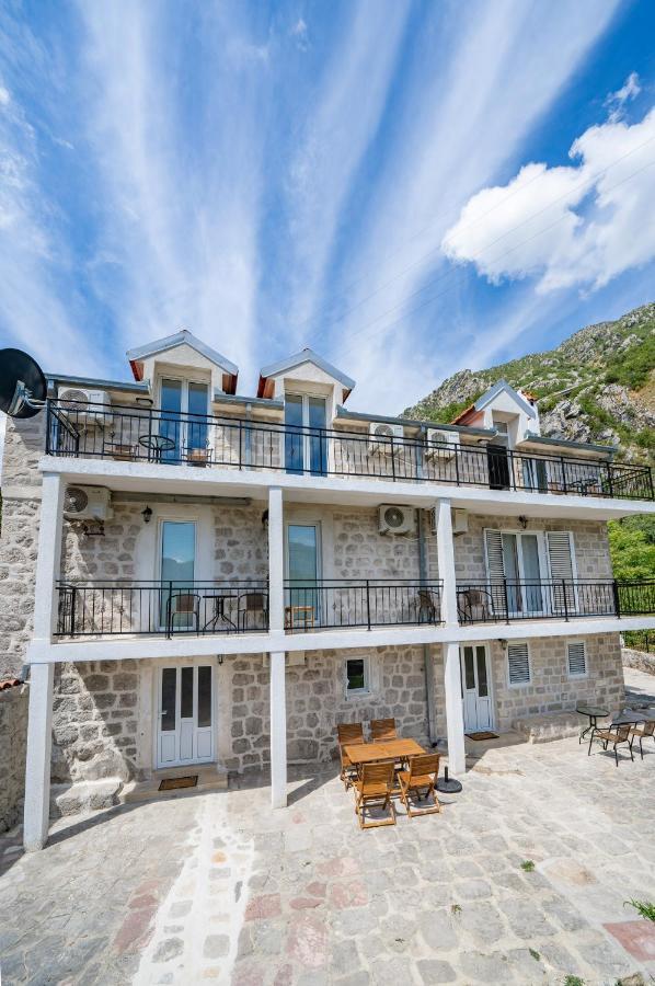Villa Amfora Lipci Bagian luar foto