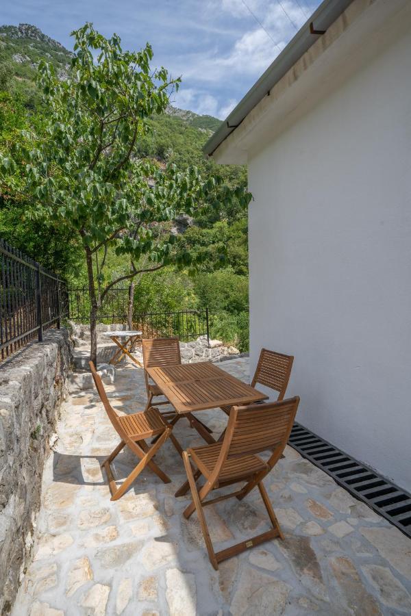 Villa Amfora Lipci Bagian luar foto